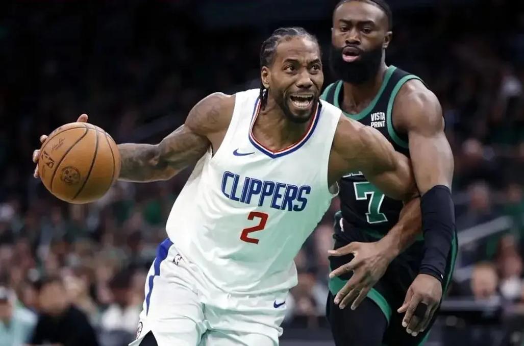 又一CBA主帅要下课了！带队狂输30分，比刘炜还差，战术太单一了