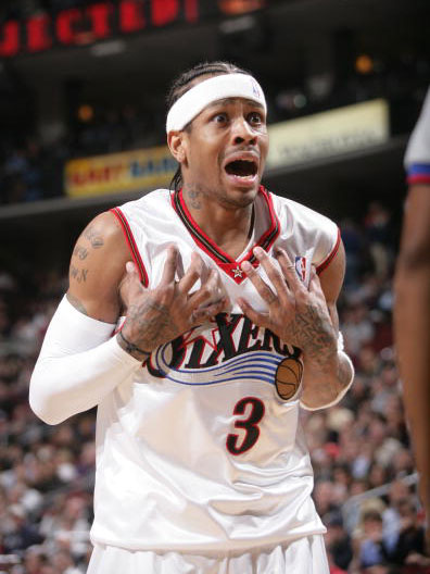 腾讯首款3A单机游戏《湮灭之潮》首曝，女性主角、巨型BOSS、高速战斗