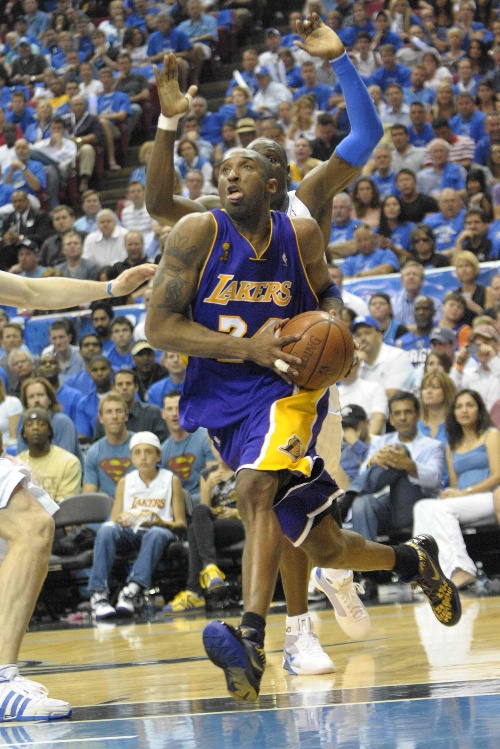 高兴太早，广东队狂胜辽宁30分，却收坏消息，杜锋真能忍