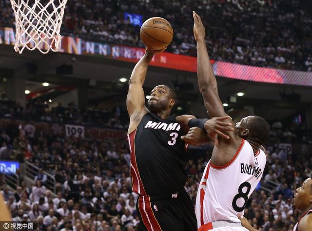 内维尔：曼联需任命熟悉英超、能承受压力且有成