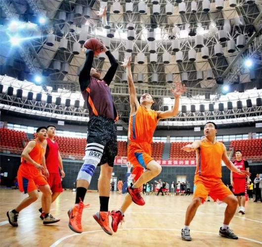 足球电竞嘉年华点燃夏日激情