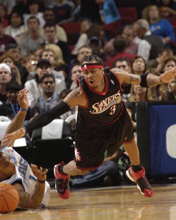 [CBA]上海久事客场取胜