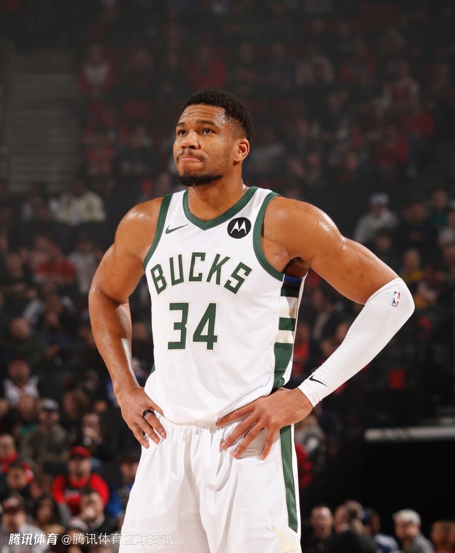 解析亚利桑那响尾蛇队如何通过多元文化实现战术多样