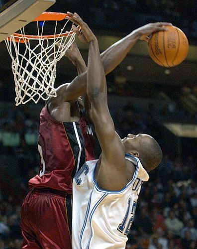 亚利桑那响尾蛇在 2021 年遭遇客场 24 连败，创下大联盟惨淡纪录